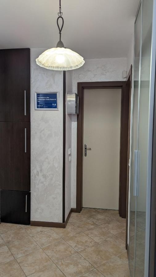 Apartment In The Picturesque Oasis Resort & Spa Лозенец Экстерьер фото